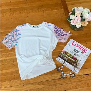 sequin sleeves shirt ‼️4/$25